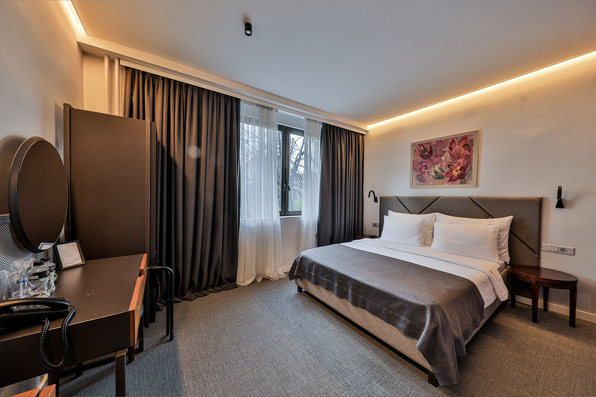 Standard Double Room – Hotel Botanica Belgrade Standard Double Room at Hotel Botanica Belgrade